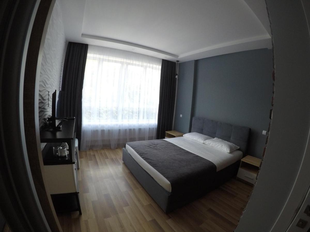 Edelberg Apartments Tatariv Extérieur photo