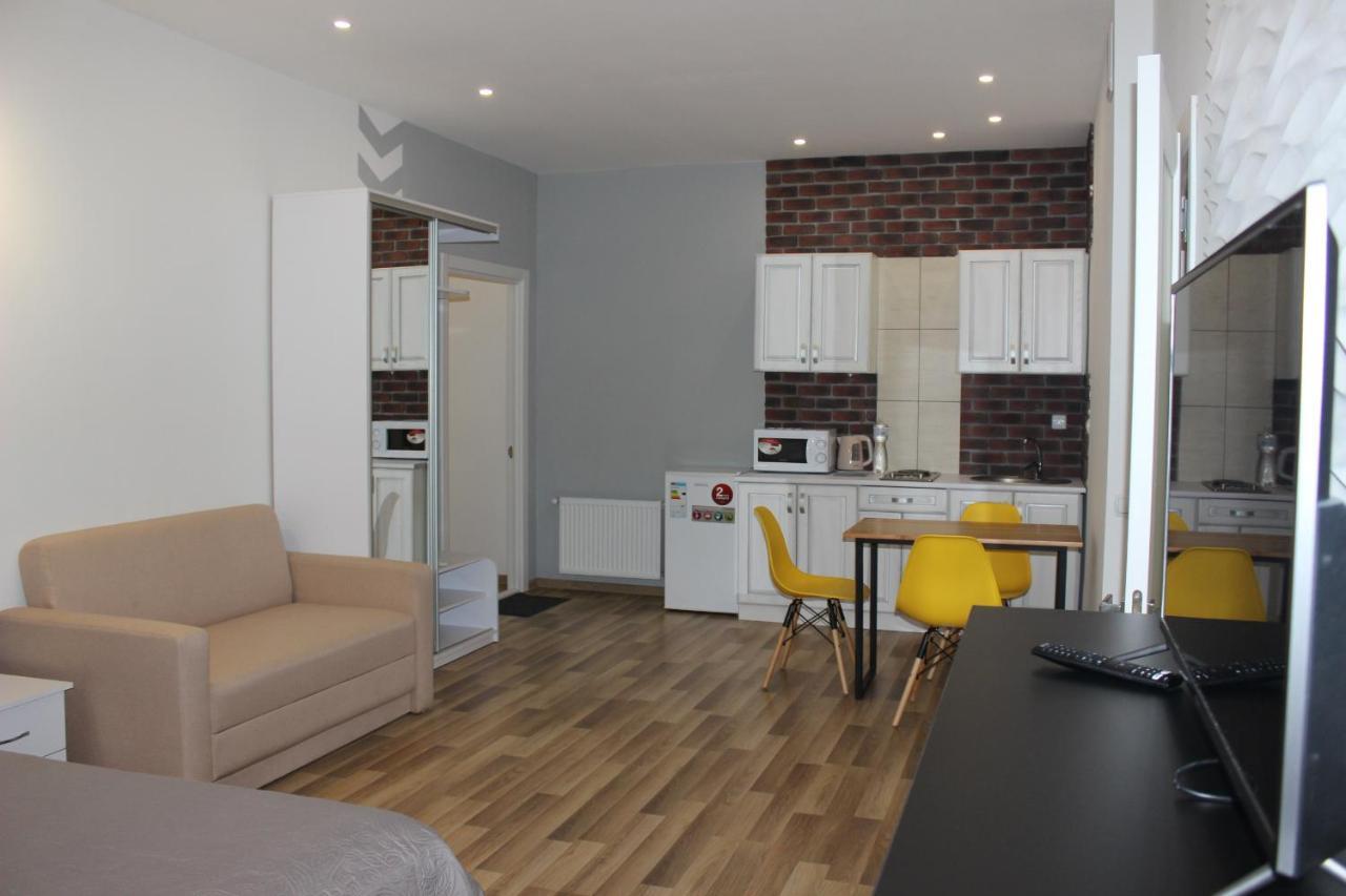 Edelberg Apartments Tatariv Extérieur photo